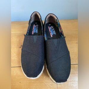 Sketchers Bob Black Canvas Slip-On Loafers - Women’s Size 8